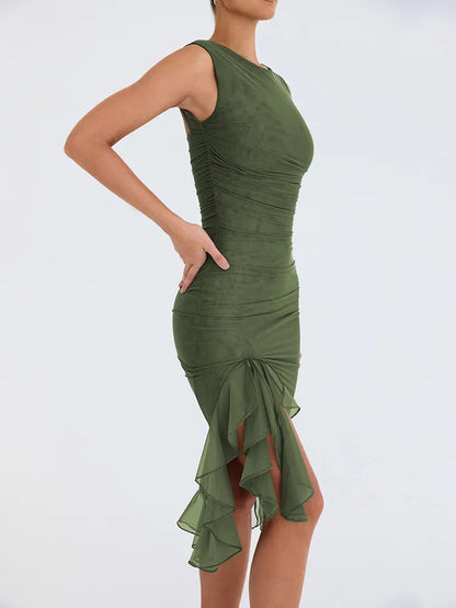Effortlessly Elegant Dress with a Timeless Design