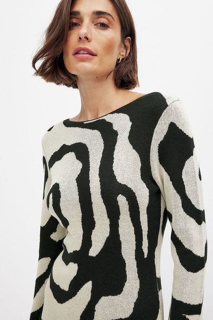 Polished Dress with an Effortless Classic Look