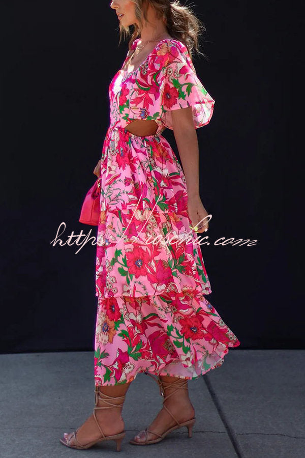Beautifully Finished Dress in a Timeless Design