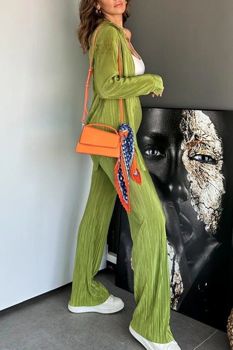 Gracefully Styled Garment for Any Occasion