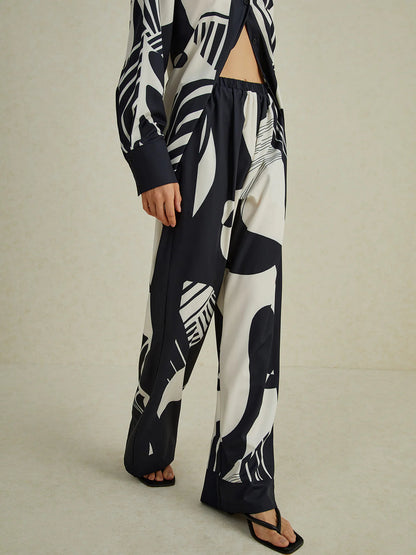 Sophisticated Pants with a Clean Classic Look