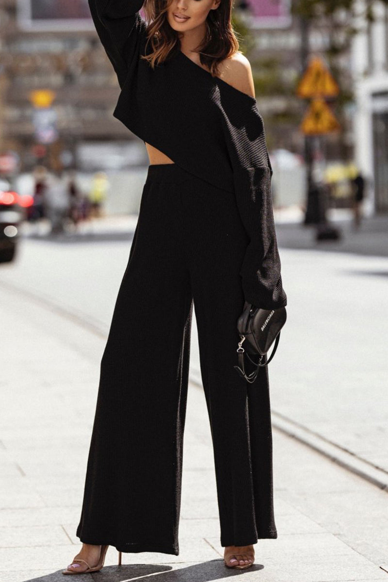 Well Tailored Pants with a Graceful Silhouette