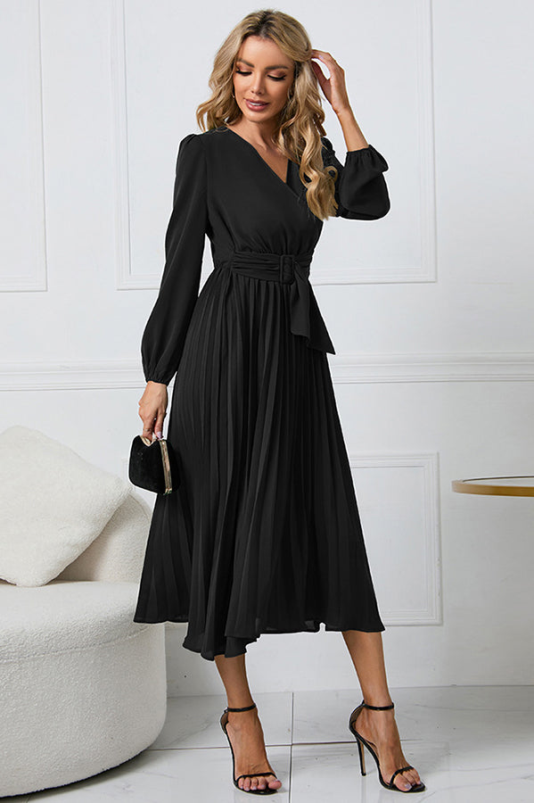 Sophisticated Dress with a Clean Classic Look