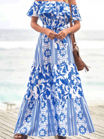 Classic Vintage Dress with a Flattering Fit