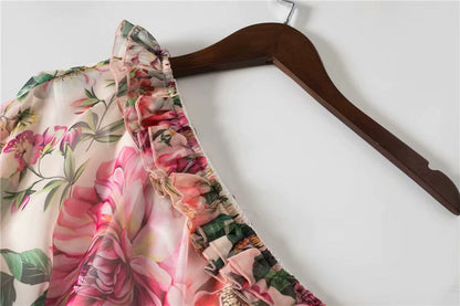 Classic Vintage & Enduringly Stylish Dress