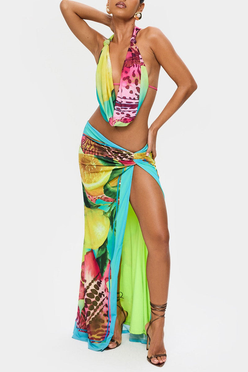 Gracefully Styled Garment for Any Occasion