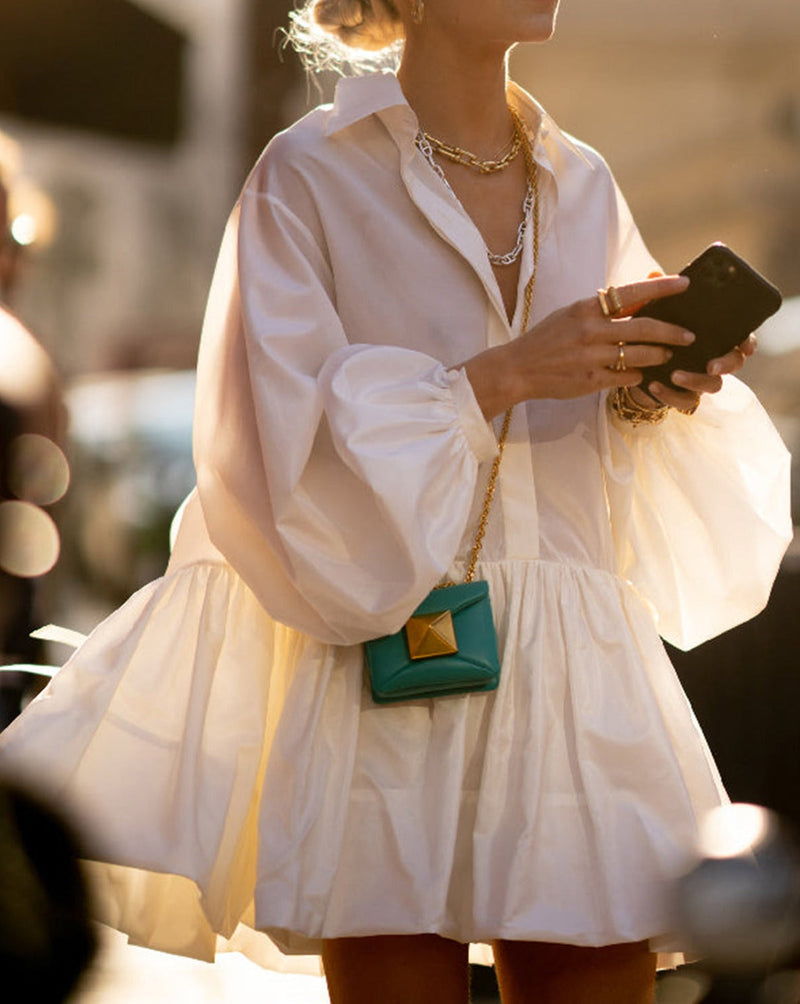 Beautifully Finished Dress in a Timeless Design