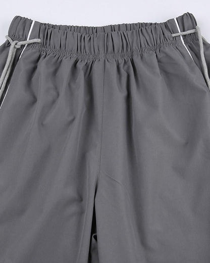 Beautifully Finished Pants in a Timeless Design