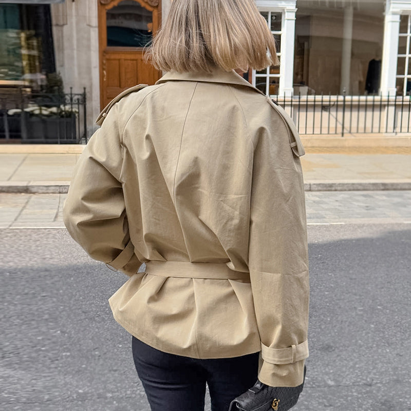 Beautifully Finished Coat in a Timeless Design
