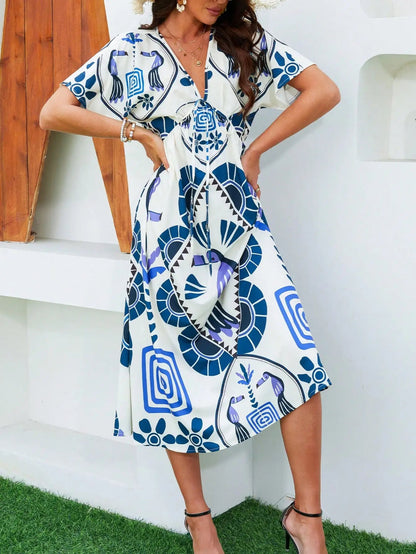 Well Tailored Dress with a Graceful Silhouette