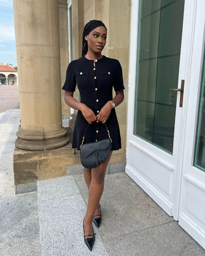 Classic Vintage Dress with a Flattering Fit