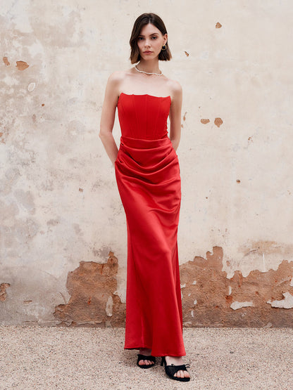 Gracefully Styled Dress for Any Occasion