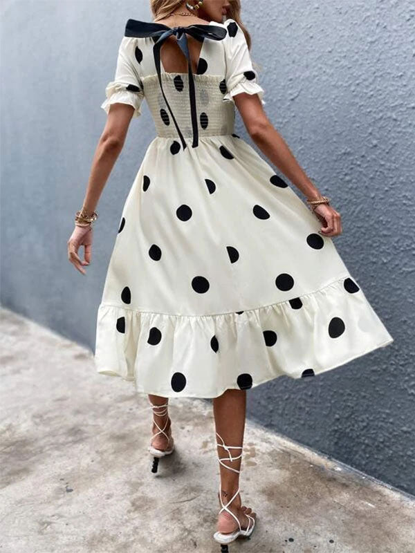 Classic Vintage & Enduringly Stylish Dress