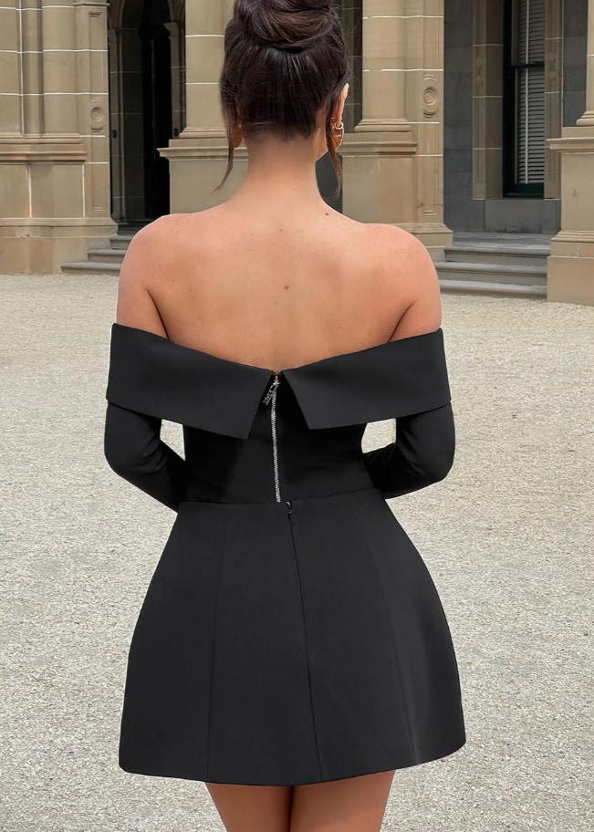 Beautifully Crafted Dress in a Classic Style