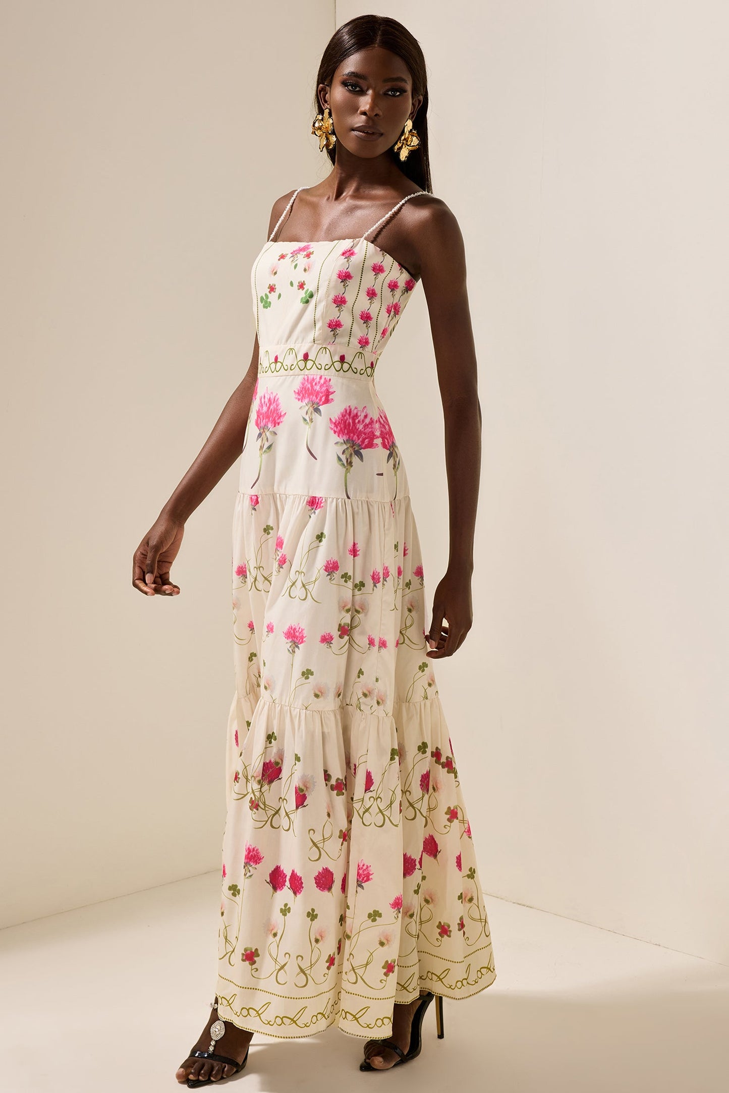 Classic Vintage & Enduringly Stylish Dress