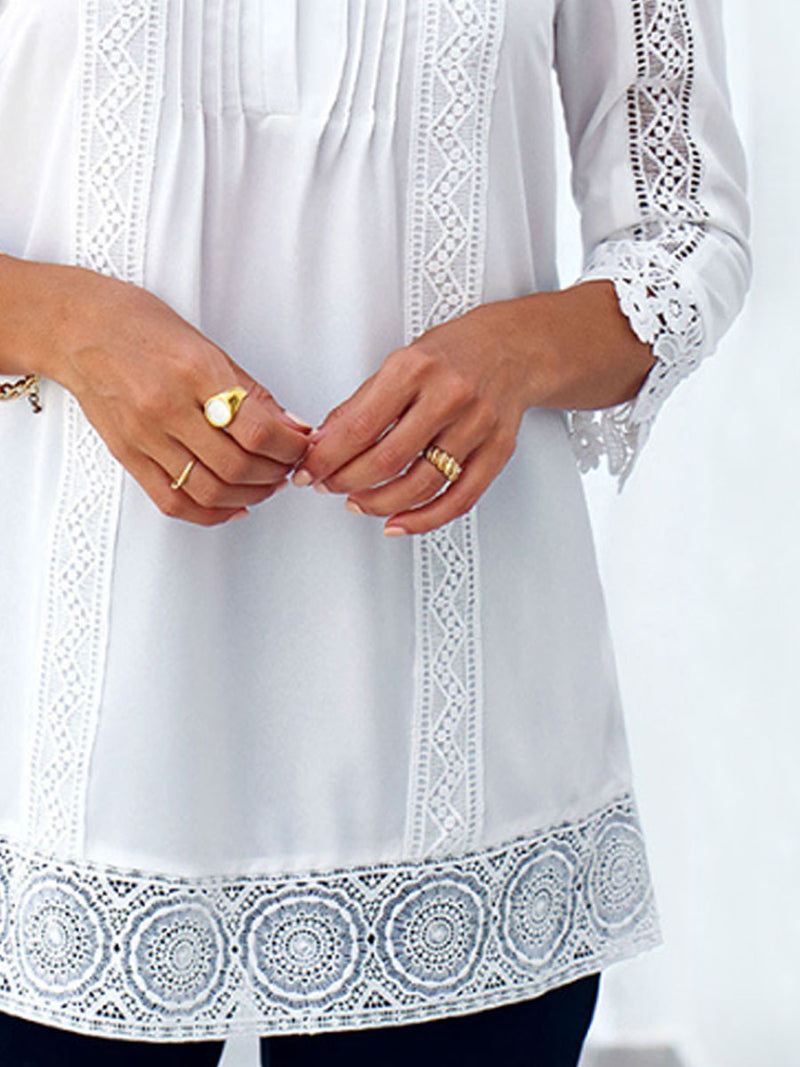 Sophisticated Blouse with a Clean Classic Look