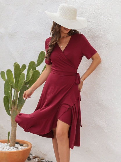 Effortlessly Elegant Dress with a Timeless Design