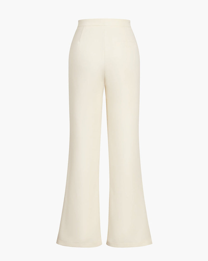 Effortlessly Elegant Pants with a Timeless Design