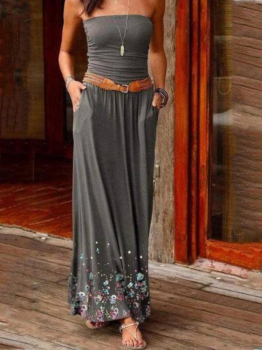 Beautifully Finished Dress in a Timeless Design