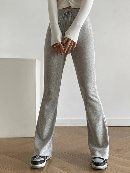 Classic Vintage Pants with a Flattering Fit