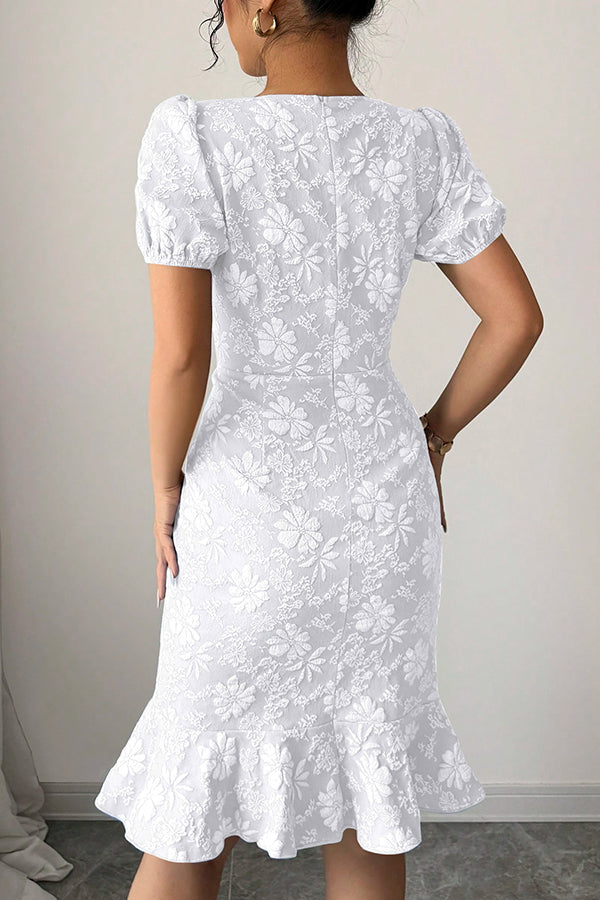 Polished Dress with an Effortless Classic Look