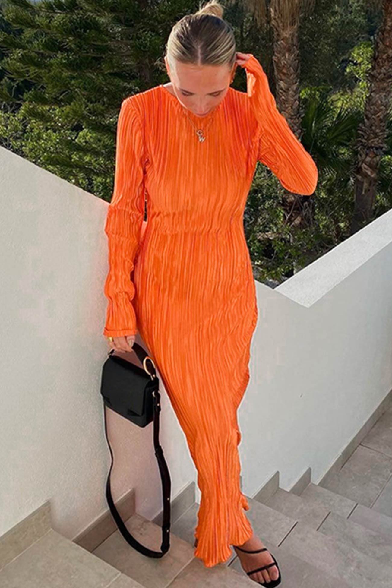 Classic Vintage & Enduringly Stylish Dress