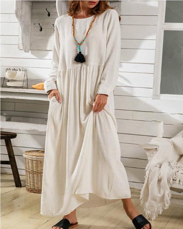 Beautifully Finished Dress in a Timeless Design