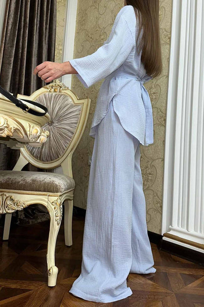 Beautifully Finished Pants in a Timeless Design