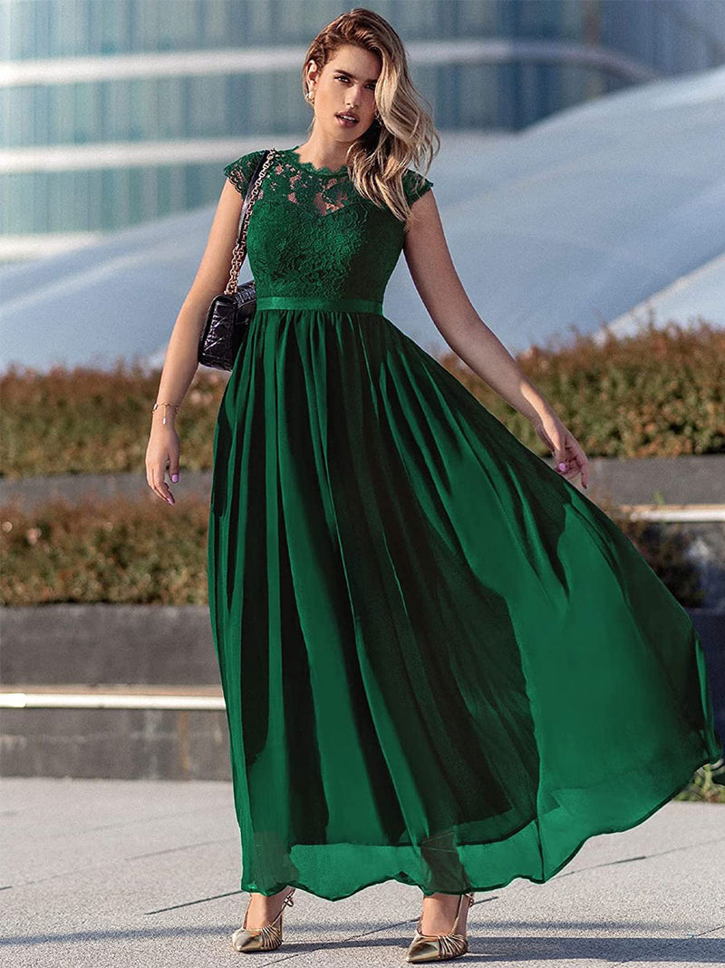 Sophisticated Dress with a Clean Classic Look