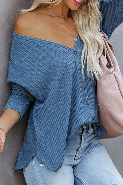 Gracefully Styled Top for Any Occasion