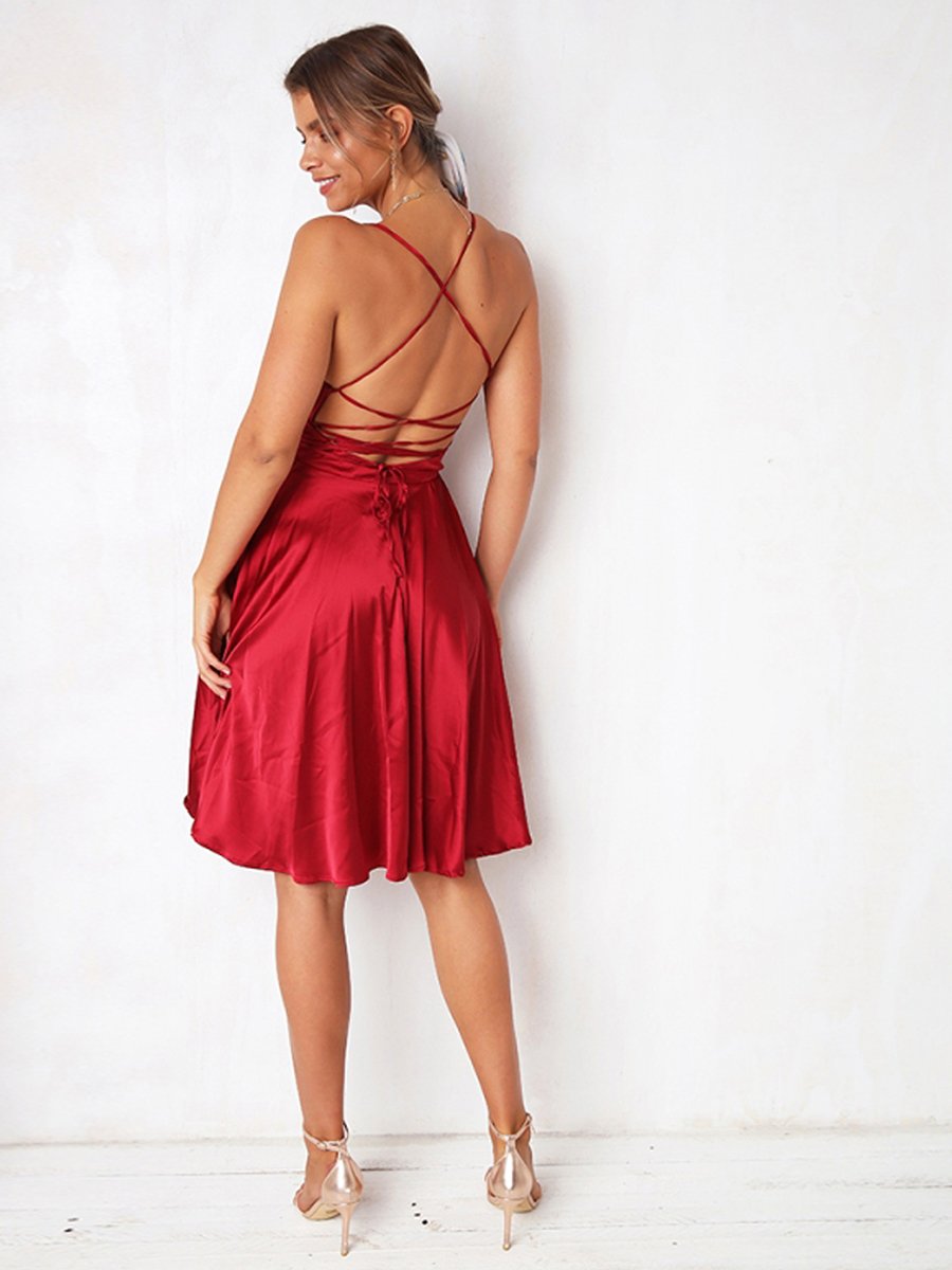 Effortlessly Elegant Dress with a Timeless Design