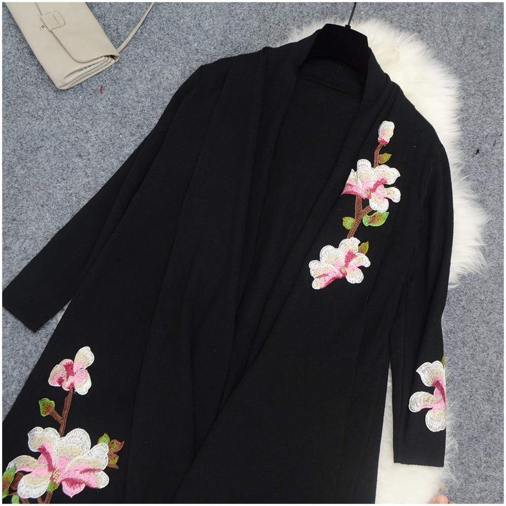Elegantly Styled Cardigan for Everyday Wear
