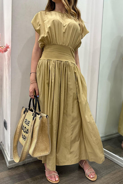 Polished Dress with an Effortless Classic Look