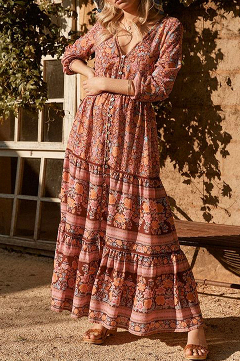 Beautifully Finished Dress in a Timeless Design