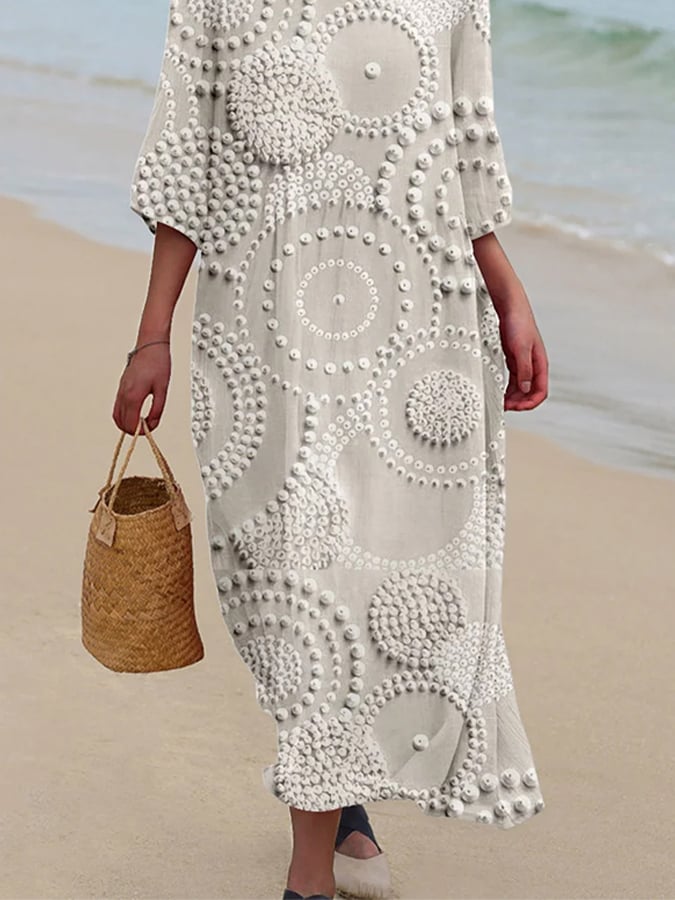Beautifully Finished Dress in a Timeless Design