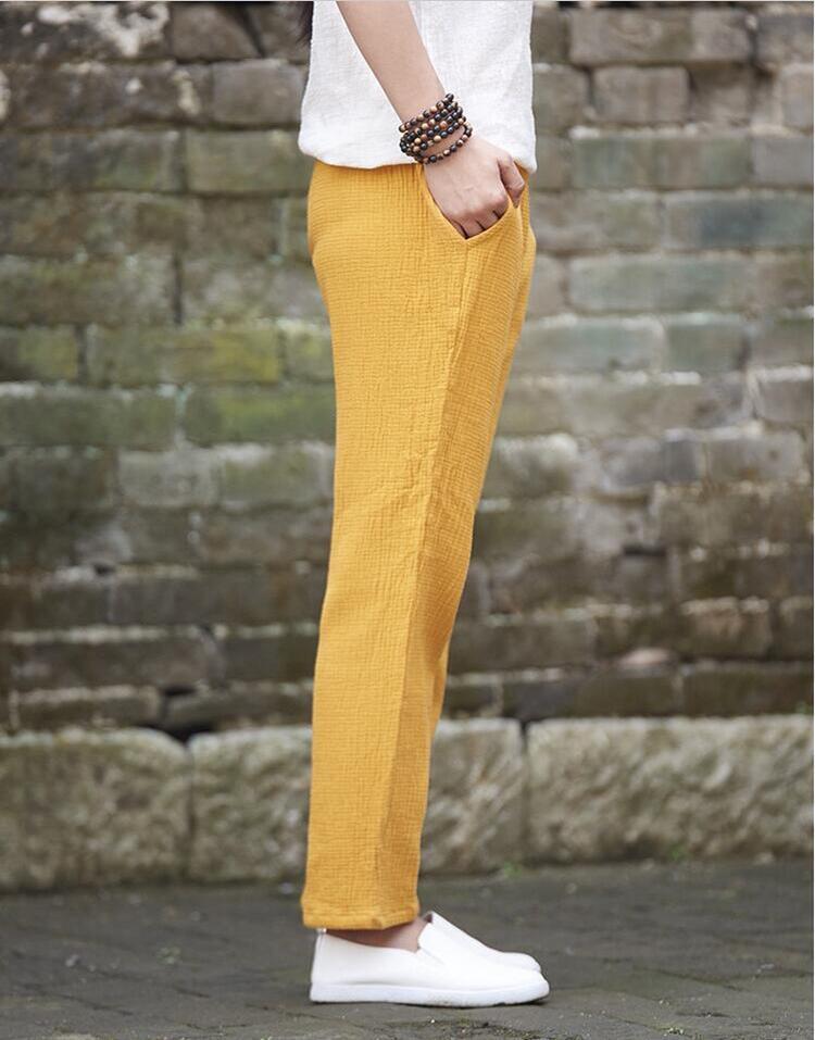 Well Tailored Pants with a Graceful Silhouette