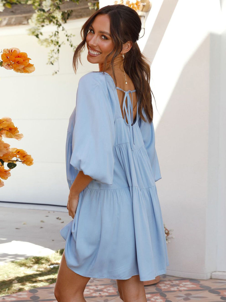 Classic Vintage Dress with a Flattering Fit