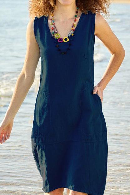 Well Tailored Dress with a Graceful Silhouette