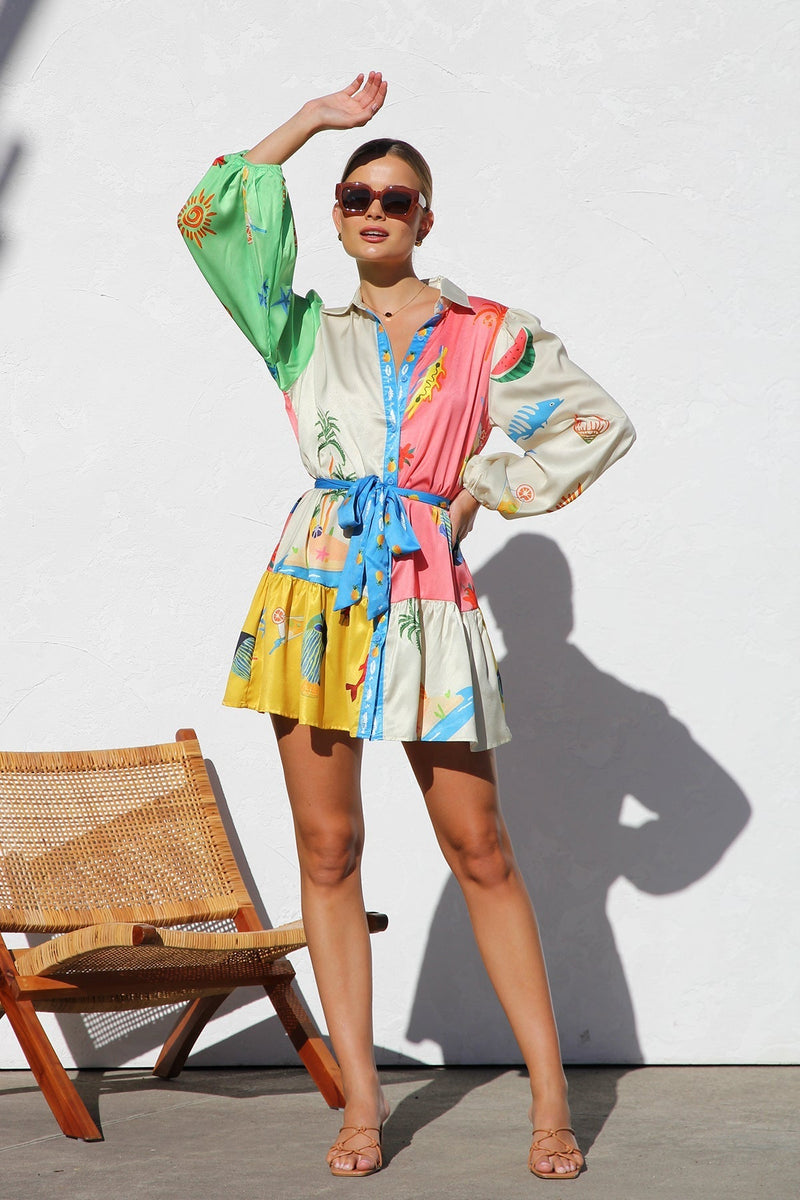Classic Vintage Dress with a Flattering Fit