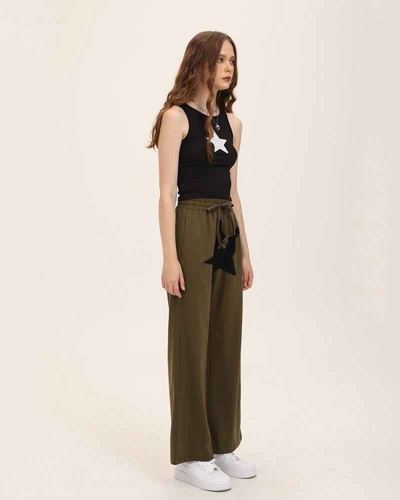 Elegantly Styled Pants for Everyday Wear