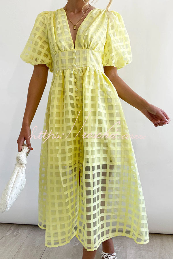 Classic Vintage & Enduringly Stylish Dress