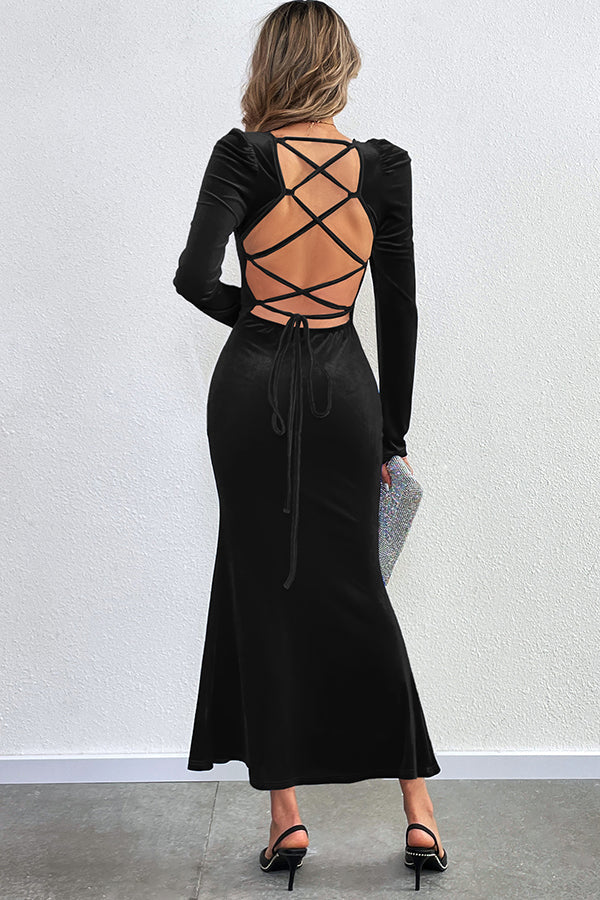Sophisticated Dress with a Clean Classic Look