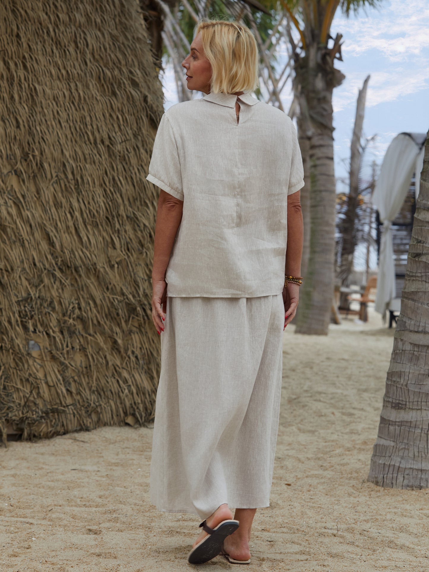 Classic Vintage Shirt with a Flattering Fit