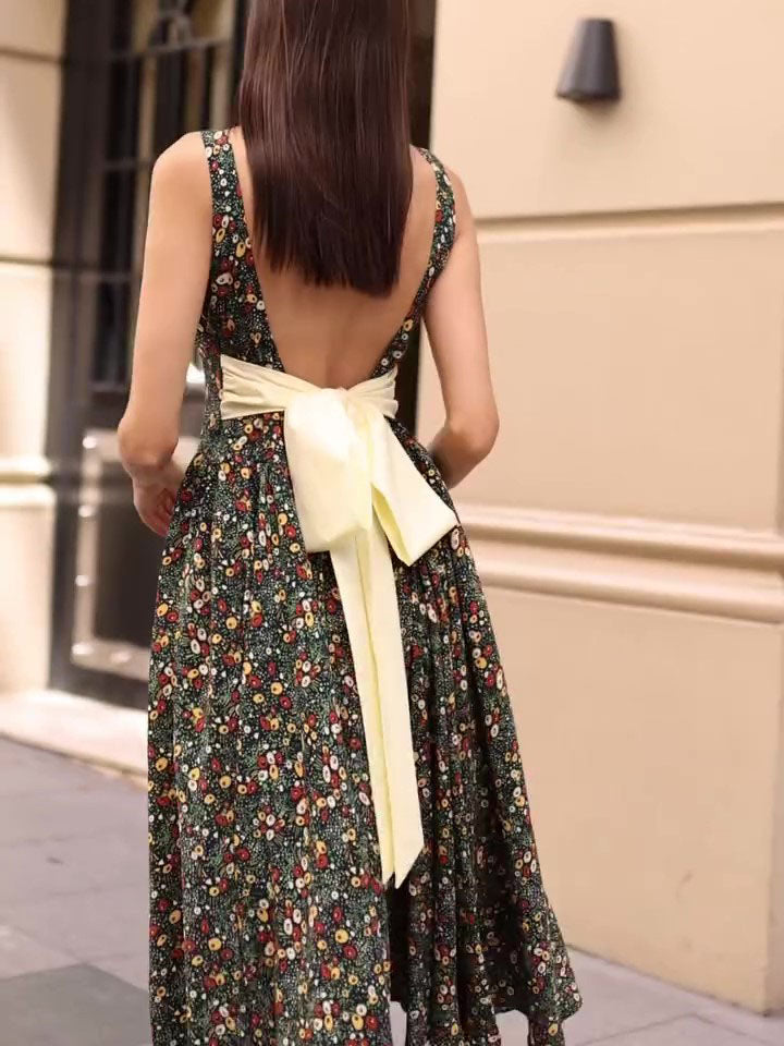 Gracefully Styled Dress for Any Occasion
