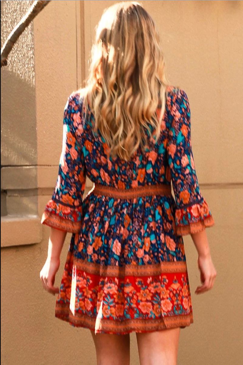Gracefully Styled Dress for Any Occasion
