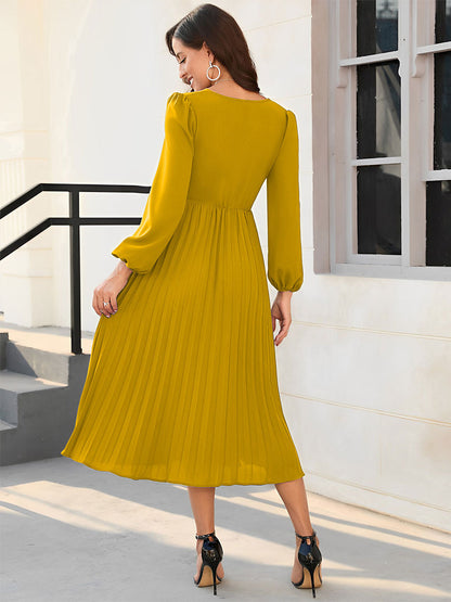 A Vintage Style Dress with Delicate Timeless Details