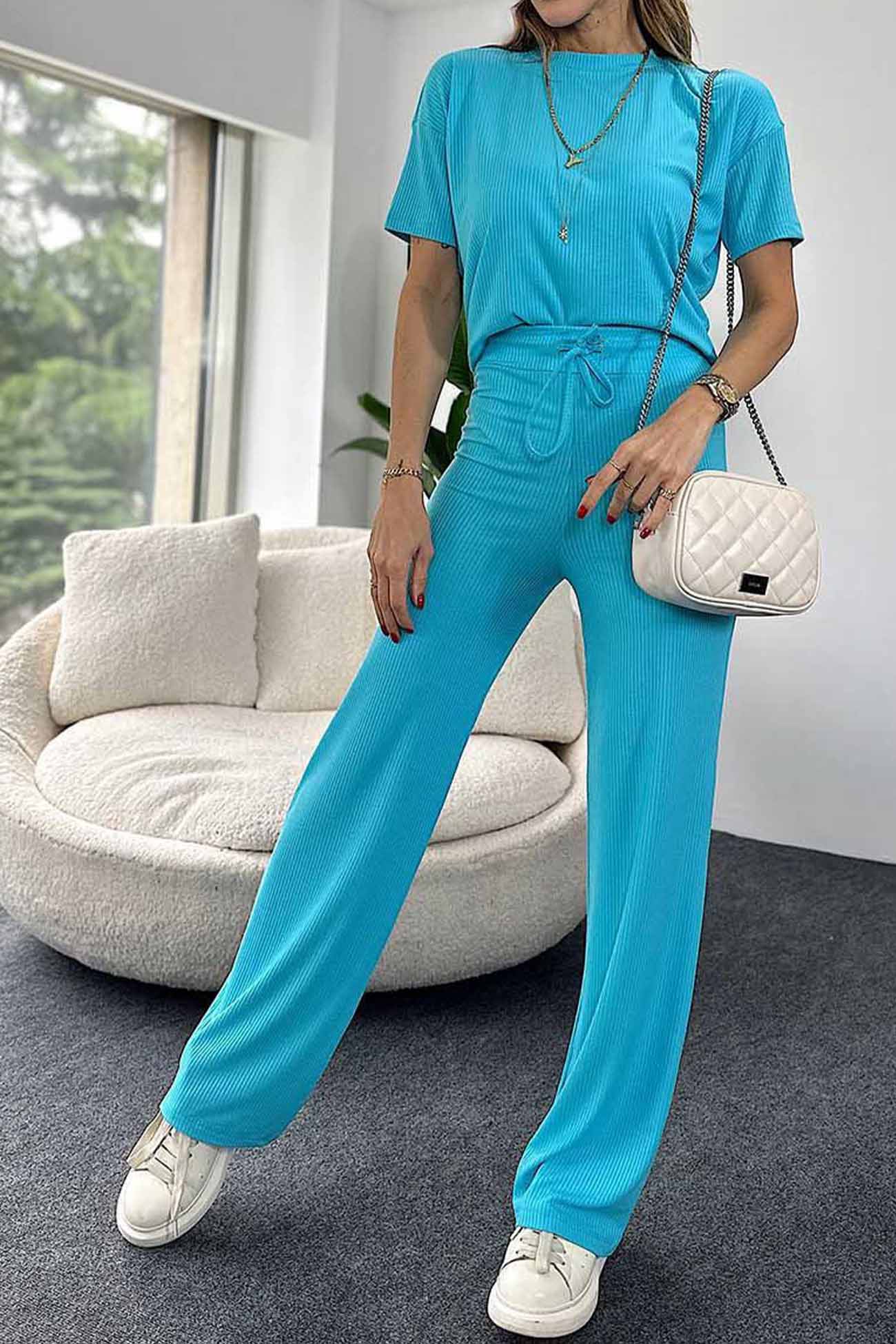 Stunning Set for Daily Wear