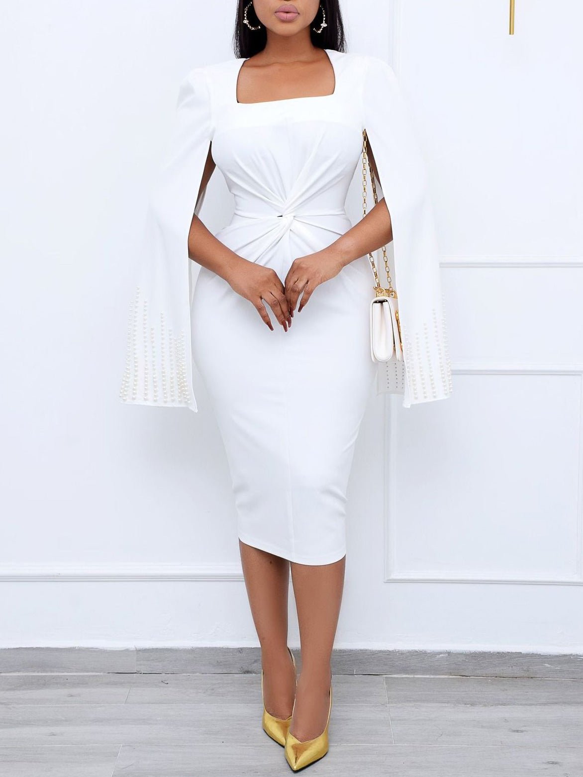 Beautifully Finished Dress in a Timeless Design