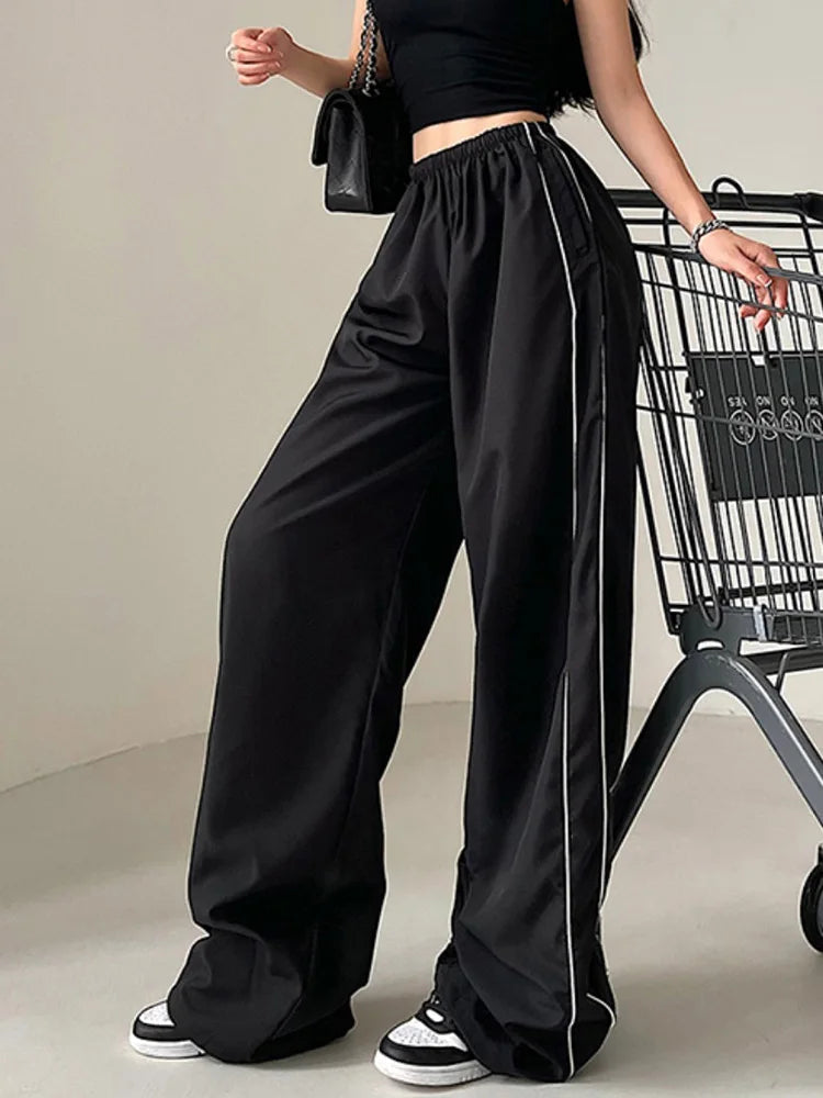 Polished Pants with an Effortless Classic Look