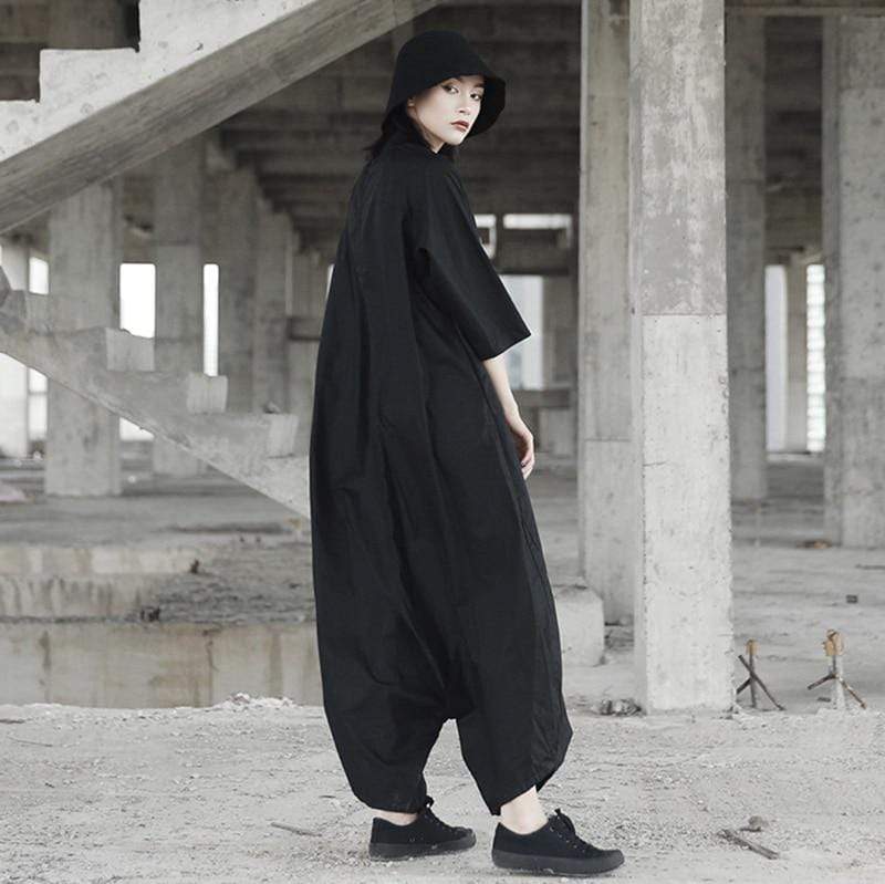Sophisticated Garment with a Clean Classic Look